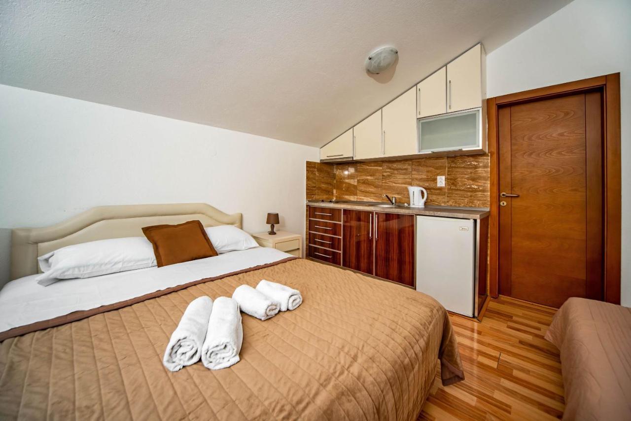Apartments Markovic Котор Экстерьер фото