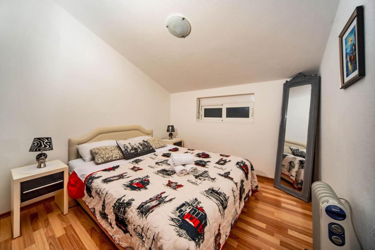 Apartments Markovic Котор Экстерьер фото