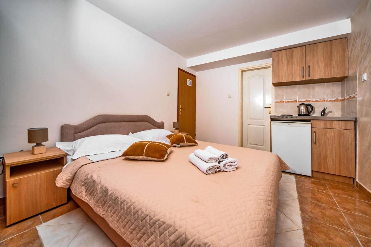 Apartments Markovic Котор Экстерьер фото