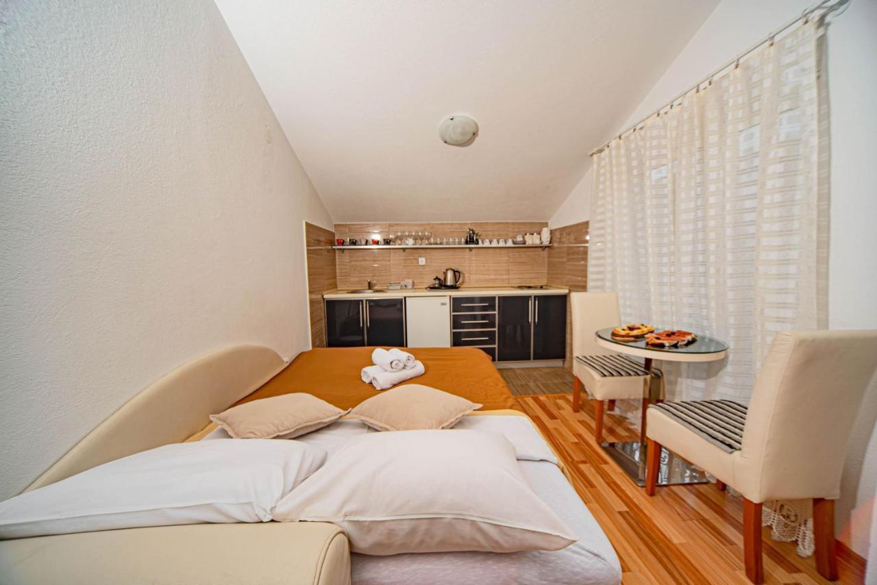 Apartments Markovic Котор Экстерьер фото