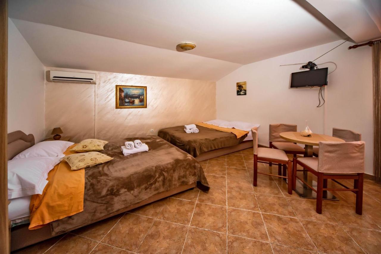 Apartments Markovic Котор Экстерьер фото