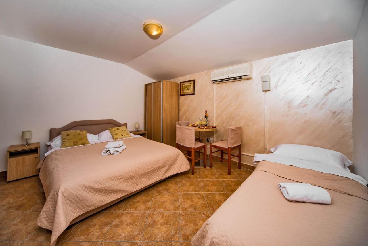 Apartments Markovic Котор Экстерьер фото