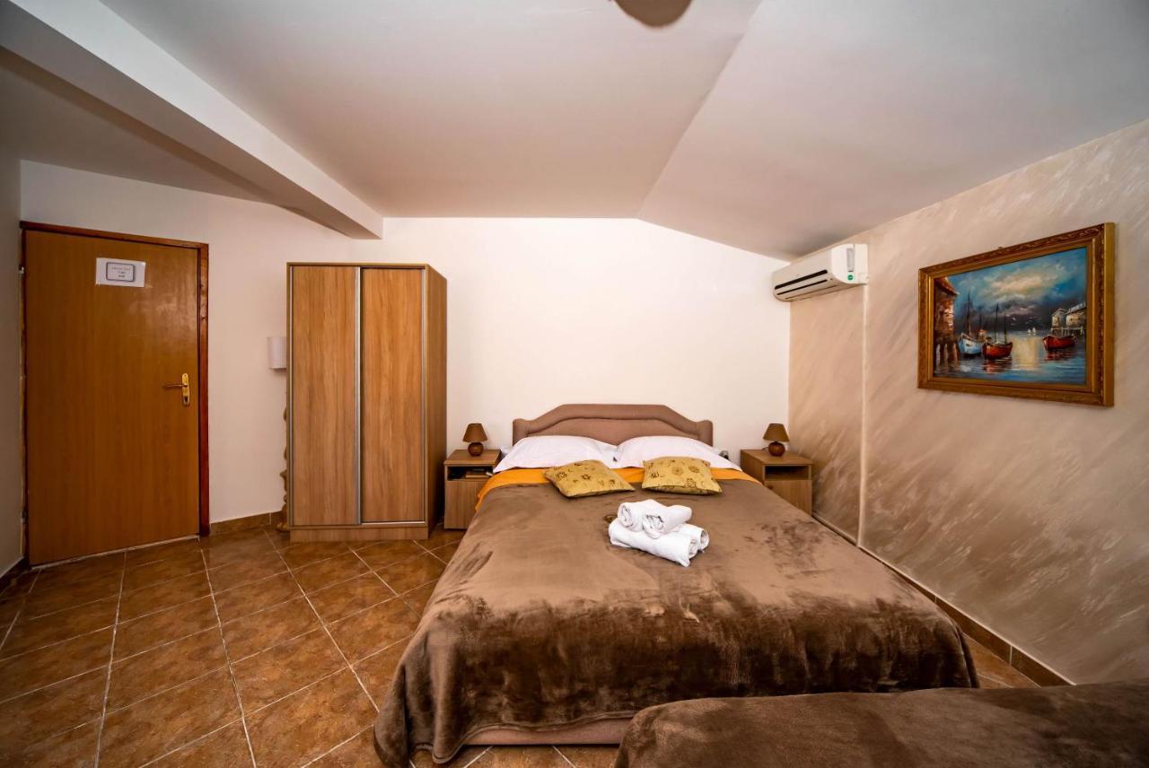 Apartments Markovic Котор Экстерьер фото