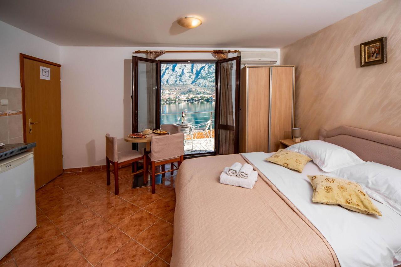 Apartments Markovic Котор Экстерьер фото